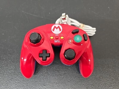 NEW - MARIO Wired Fight Pad - Red / Blue Controller - Nintendo Wii  BN 30 - Image 1 of 2