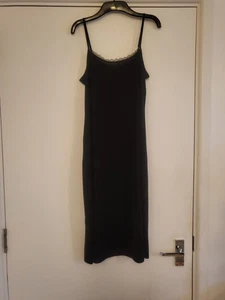 Marks And Spencers Full Length Black Slip Size UK 10 - Picture 1 of 9