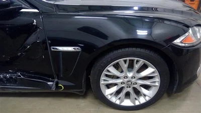 Guardabarros derecho pasajero compatible con 12-15 XF 2069749 Foto 1 de 4