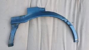 Guardabarros trasero derecho original Mitsubishi Colt 86-92 Lancer IV pared lateral - Imagen 1 de 9