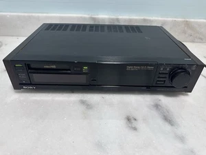 Sony EV-S3000 8mm Hi8 PCM Stereo HiFi Editing VCR W/ Remote - FOR PARTS/REPAIR - Picture 1 of 6