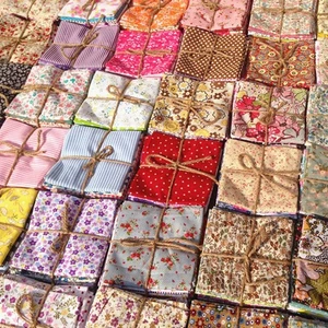 100pcs Mixed Cotton Fabric Material Sewing Value Bundle Scraps Offcuts Quilting - Picture 1 of 8