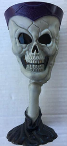 Skelett Kelch Totenkopf Tasse mit Skelett Hand Halloween Ostern Unlimited Lila - Bild 1 von 12