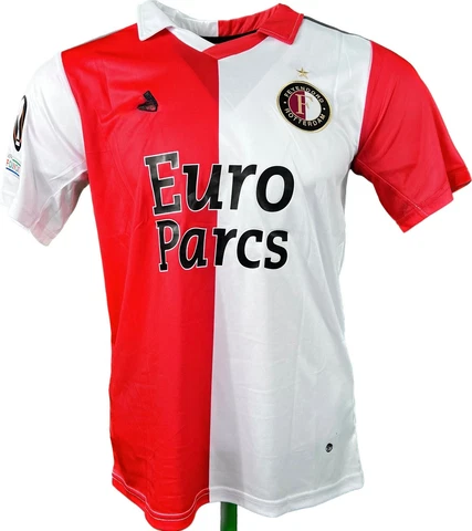 Feyenoord Europe League Santi Gimenez Cover