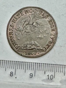 Rare 1643 Jetton - France & Navarre - Falcon Attacked by Eagle (E561) - Picture 1 of 3