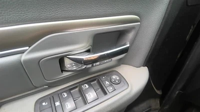 RAM1500 2014 manija de puerta interior 29515519 Foto 1 de 4