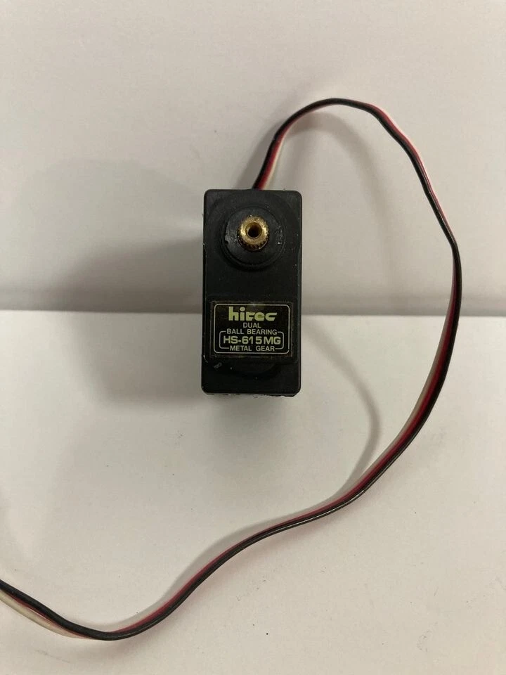 HITEC METAL GEAR SERVO HS-615MG USED FOR CRAWLER FUTABA No Mounting Holes - Image 1 of 4