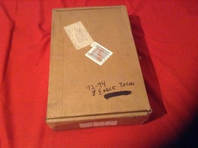 Бюстгальтер с передней крышкой 92-94 Eagle Talon модель P5249125 - Изображение 1 из 4