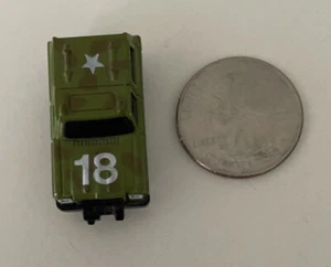 Micro Machines Green #18 Army Jeep  (Camouflaged!) - Picture 1 of 6