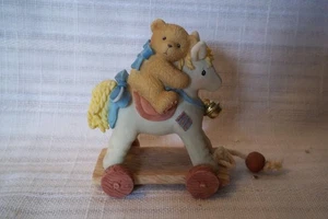 Cherished Teddies - BÄR AUF PFERD - UNSER FREUNDSCHIFF IST EIN ABENTEUER - Bild 1 von 2