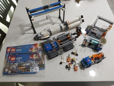 LEGO City Rocket Assembly & Transport (60229) Almost Complete With  Minifigs - Image 1 of 4