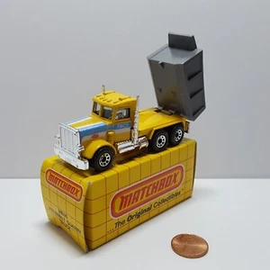 Vintage Matchbox Superfast #30 Yellow PETERBILT QUARRY Dump Truck MIOB - Macau - Picture 1 of 6