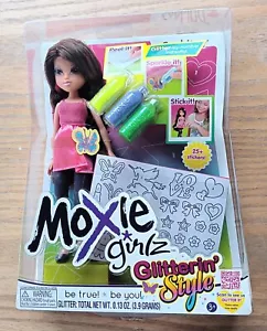 Moxie Girlz SOPHINA ~ GLITTERIN' STYLE ~ New in Box - Picture 1 of 3