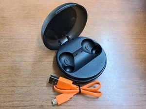 JBL FREE X REALLY WIRELESS IN-EAR KOPFHÖRER LADECASE MIT KABEL ERSATZ - Bild 1 von 5