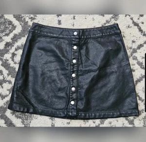 Forever 21 NWT Faux Leather Button Front Mini Skirt Size Medium - Picture 1 of 4