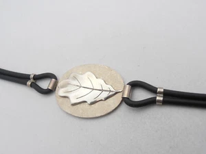 Eiche : Armband aus Silber 925 Und Gummi - Armband Symbol Von Kraft - Picture 1 of 4