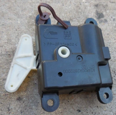 Infiniti EX35 2008-2012 Nissan actuador calefacción admisión circulación A24820A28020 Foto 1 de 4