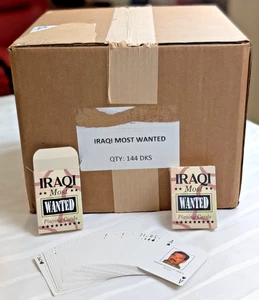 WIEDERVERKÄUFER! Kiste mit 144 Packungen! Irak Most Wanted Spielkarten Militär Irak. Neu! - Bild 1 von 12