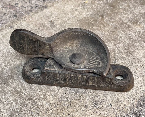 Antique Victorian Eastlake Cast Iron Ornate Window Sash Lock Latch l Cover