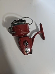Vintage Olympic 520 Fishing Spinning Reel, Vintage Red, Metal Housing - Picture 1 of 9