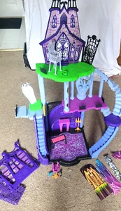 Monster High Freaky Fusion Catacombs Play Set House-mostly Complete See Pics - Picture 1 of 15