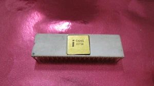 Vintage Nuovo Intel C8255 MCS-80 IC/CPU/Processore DIP40 Bianco-Ceramica/Oro Lotto 1 - Foto 1 di 4