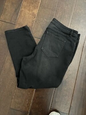 NWOT Women Lauren Conrad   Black Skinny Capri Jean size 16 - Image 1 of 4