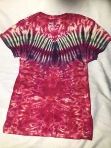 Handmade Tie-Dye T-Shirt S Small ￼Pink & Red - Picture 1 of 4