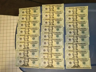 New Uncirculated 2017 TWENTY Dollar Bills Series $20 Sequential Notes  Lot of 25 - Image 1 of 4