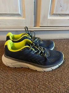 Neu ohne Etikett Jungen Jugend Größe 8 AVIA Turnschuhe marineblau gelb grau - Bild 1 von 6