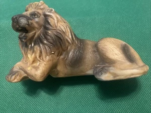  León de porcelana con etiqueta UCGC - Imagen 1 de 7