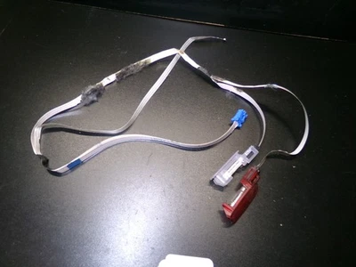 Conector de cable puerta trasera derecha 2195404405 05-11 Mercedes Benz W219 CLS550 CLS500 Foto 1 de 4