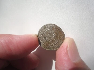 1572 RIGA FREE CITY, POLAND, LATVIA SCHILLING - Image 1 of 2