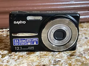 Sanyo VPC-X1200 12.0MP Digital Camera Black With Battery Only - Picture 1 of 5