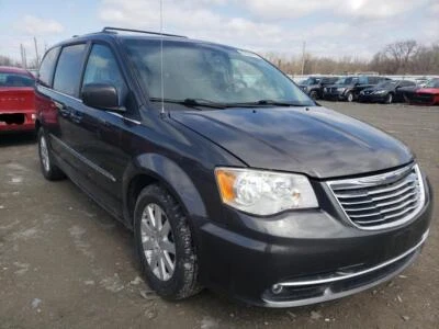 Used A/C Condenser fits: 2015 Chrysler Town & country  Grade A - Image 1 of 4