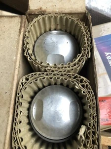 Triumph Piston Set STD 2.7948 T120 TR6  TR6C  17844+.40 Covmo - Picture 1 of 4