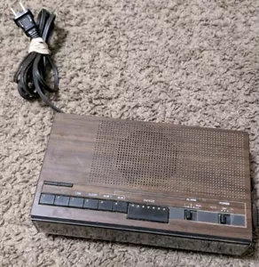 Emerson FM/AM Digital Clock Radio RED5521 Woodgrain Tested Works - Picture 1 of 7