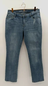 Pantalones de mezclilla para mujer Old Navy 10 cortos de pierna recta lavado medio curvilíneos tiro medio elásticos - Imagen 1 de 6