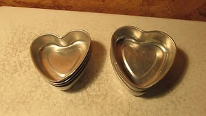 8 alte Aluminium Herzformen - Bild 1 von 1