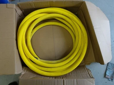 Manguera Mercedes Boostlite, 1" NH x 100', 400 PSI, amarillo, carrete de refuerzo contra incendios Foto 1 de 3