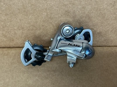 Câmbio traseiro Shimano 105 9 velocidades gaiola média bicicleta de estrada/touring RD-5600 - Imagem 1 de 4