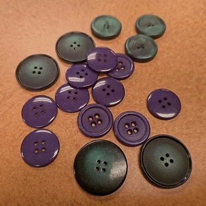 17 Vintage Buttons Green Purple 1960. 1 Inch And 1 1/4 Inch - Picture 1 of 1