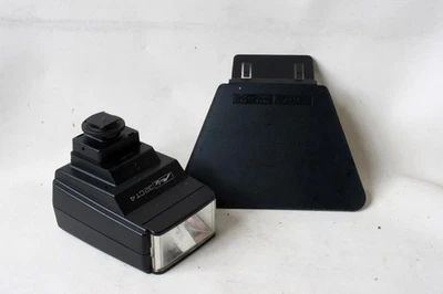 TESTED Metz Mecablitz 32CT4 TTL bounce flash + reflector + universal shoe - Image 1 of 4