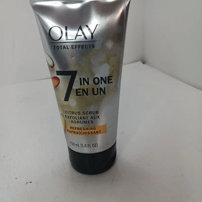 玉兰油洁面乳 全效 清新 柑橘磨砂 面部洁面乳 — 第 1/4 张图片