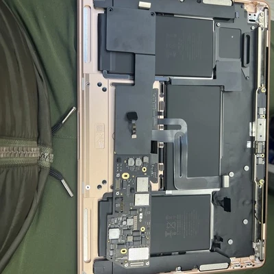 MACBOOK AIR 13" A2337 M1 2020 LOGIC BOARD 8GB/256GB + ID Bitte Beschreibung lesen - Bild 1 von 4