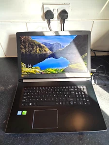 Acer 17.3inch i5-7200U GTX 940MX 8GB RAM 1TB HDD Gaming Laptop - Picture 1 of 9