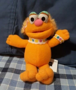 RARE 2000 KFC The Adventures Of Elmo In Grouchland Zoe Plush (UK Import) - Picture 1 of 3