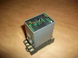 Matsushita MP-A Amplifier Unit MP-A-AC/DC 100-240VAC NEW - Picture 1 of 2