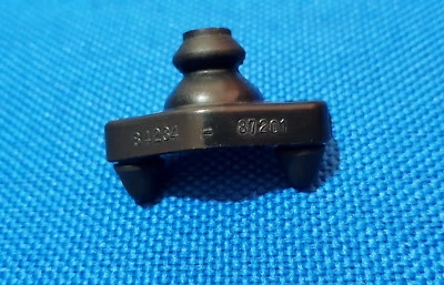 DAIHATSU FEROZA TAFT ROCKY FOURTRAK SPORTRAK COURTESY LAMP SWITCH COVER RUBBER Foto 1 de 4