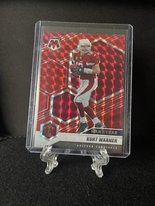 Kurt Warner 2021 Panini Mosaico Hombre del Año Mosaico Rojo Prizm #267 Salón de la fama Arizona - Imagen 1 de 2
